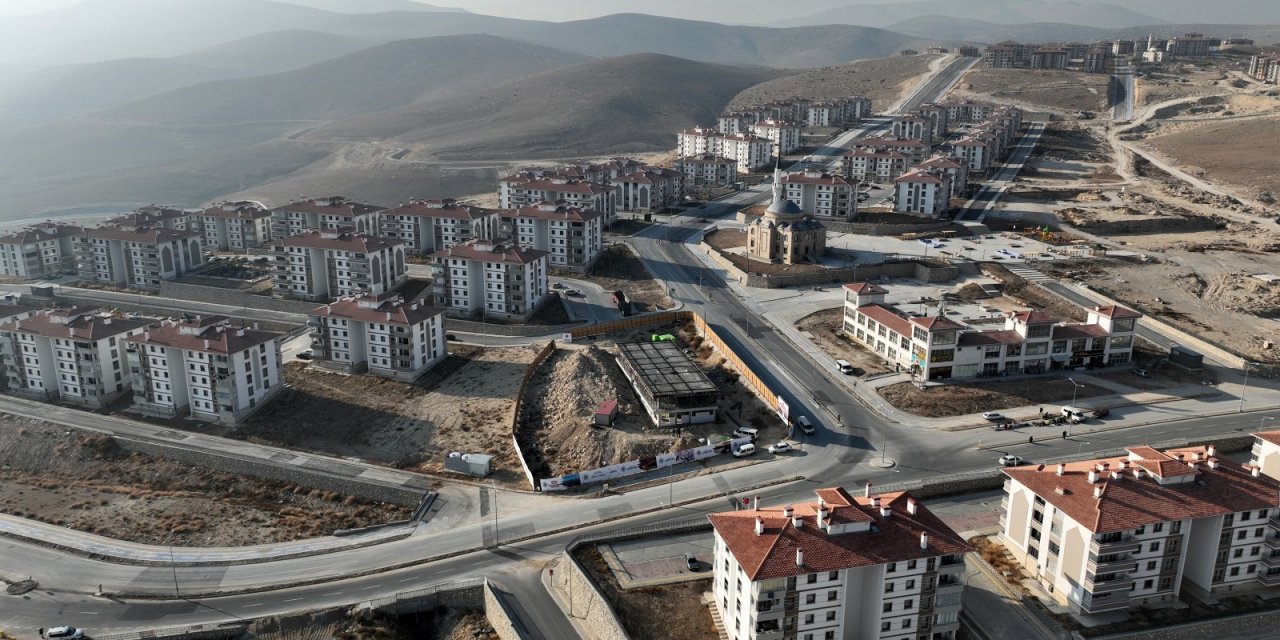 Konya’nın 5 bin TOKİ konutu yapılacak mahallesinde hummalı çalışma