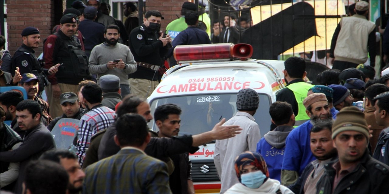 Pakistan’da cami saldırısında 28 kişi öldü, 150'den fazla kişi yaralandı