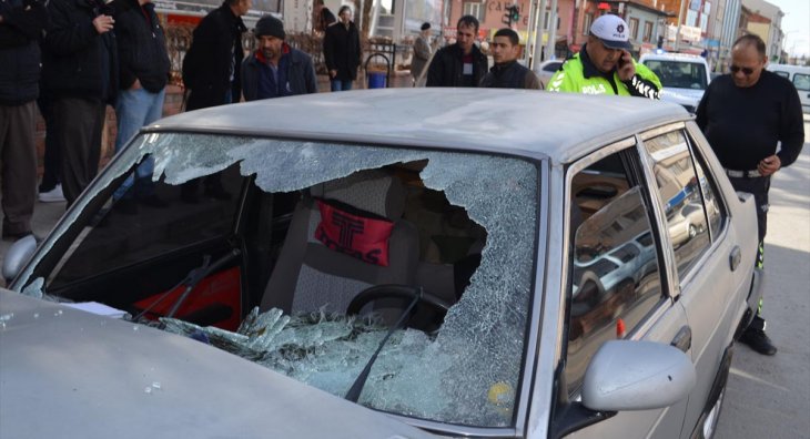 Konya'da drift yaparken minibüse çarpan sürücü ile araç sahibine 9 bin 526 lira ceza kesildi