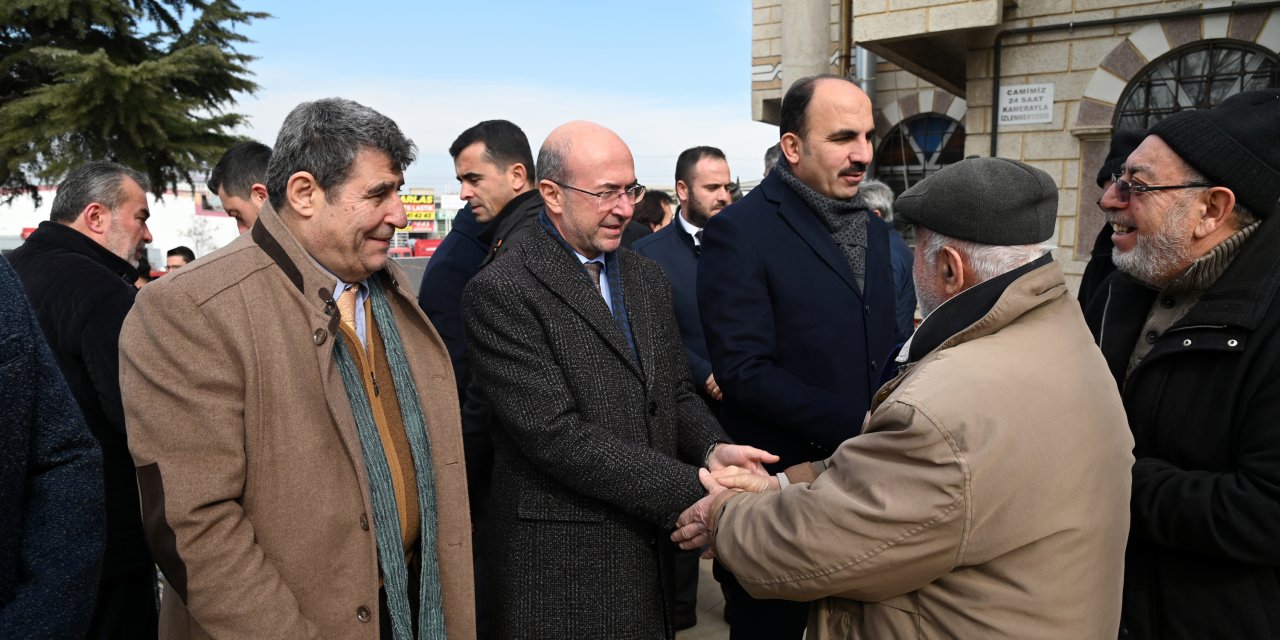 Başkan Altay ve Başkan Pekyatırmacı Zafer Sanayisi esnafıyla buluştu