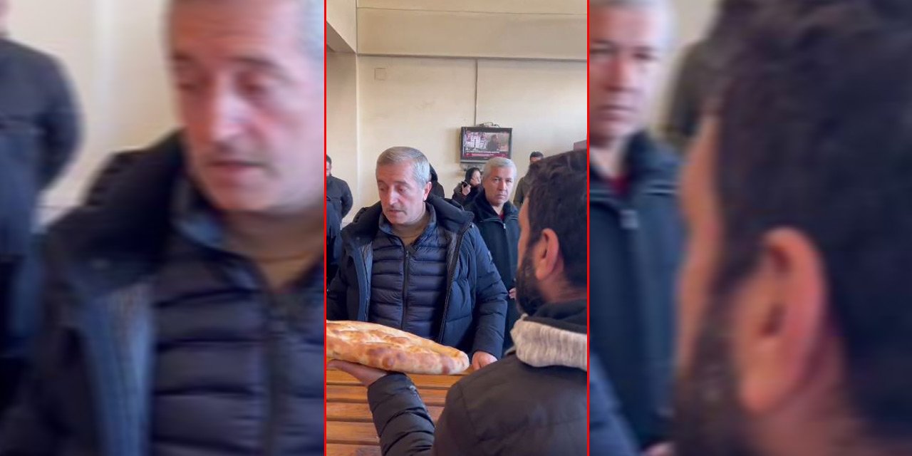 Şahinbey Belediye Başkanı Mehmet Tahmazoğlu, 14 TL’ye ekmek satan fırını denetledi