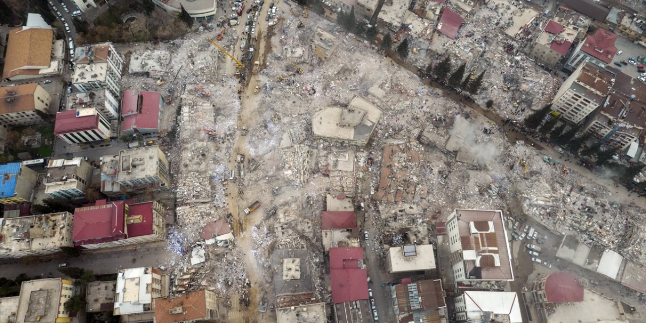 Son Dakika: Bakanlık, yıkılan ve hasar gören bina sayısını açıkladı