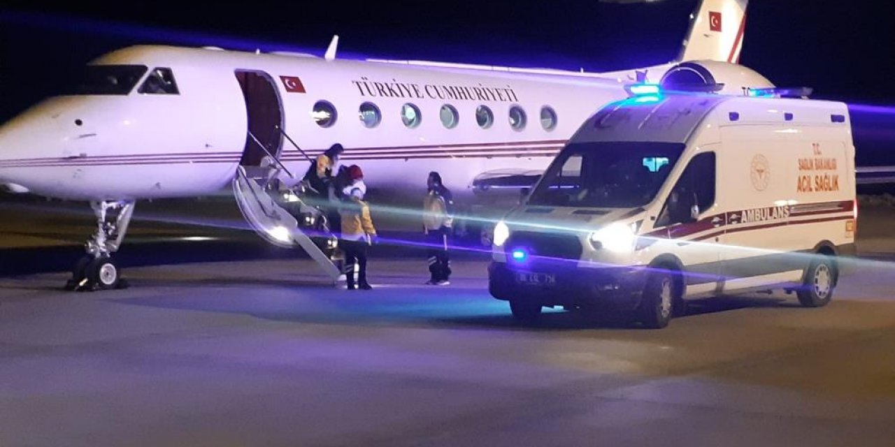 Deprem bölgesinden 15 bebek Cumhurbaşkanlığına ait uçak ile Ankara'ya getirildi