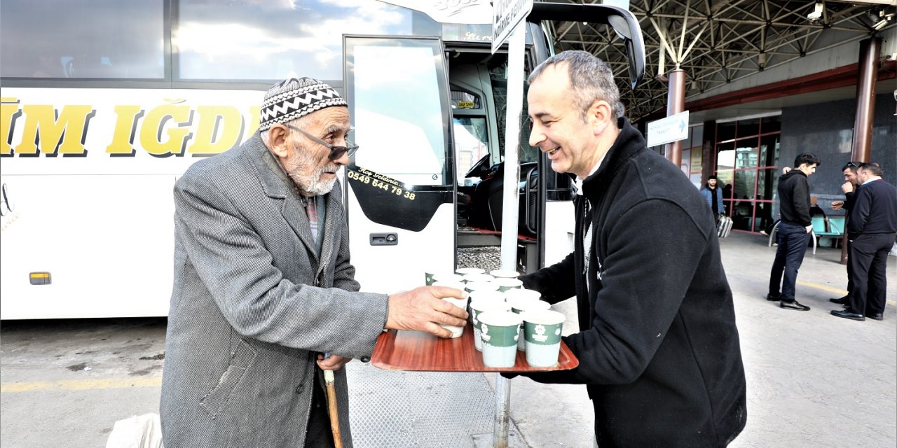 Konya’ya gelen depremzedelere “sıcak” karşılama