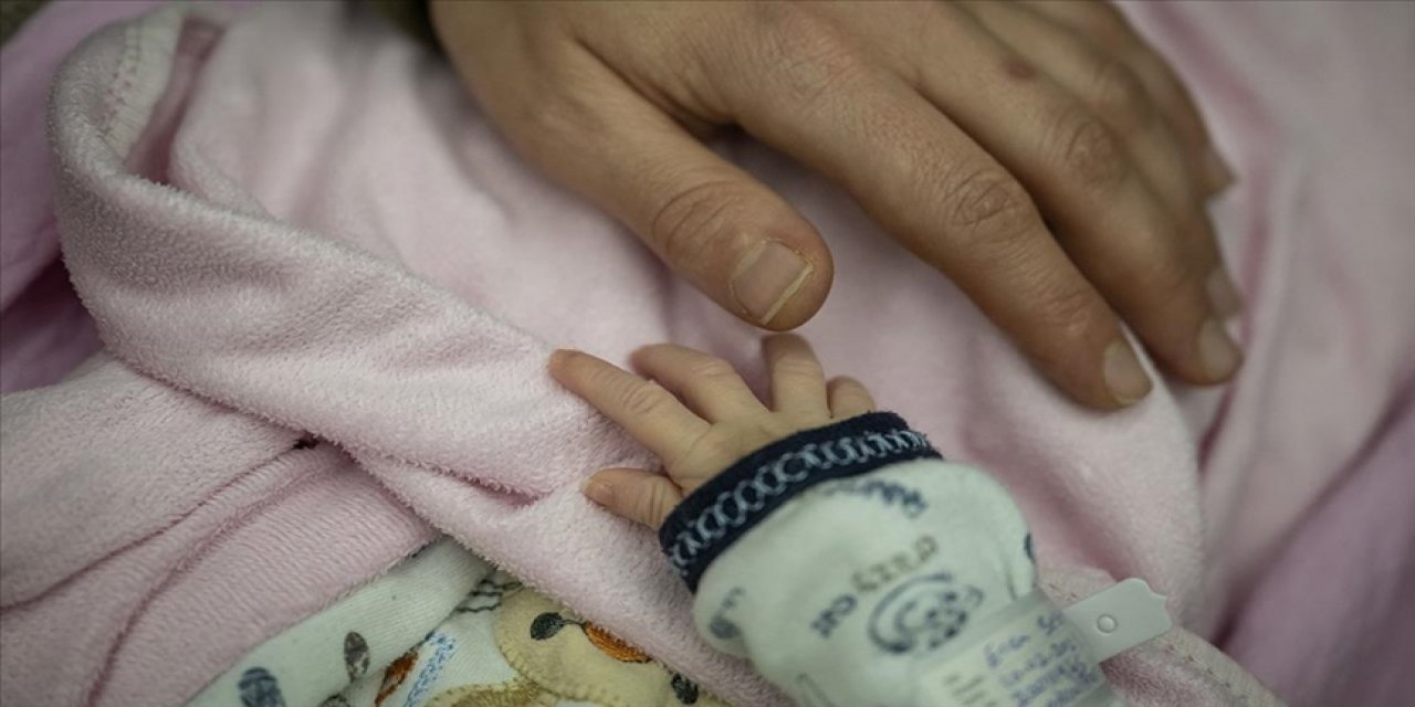 Deprem bölgesinde 11 günde 4 bin 627 bebek doğdu