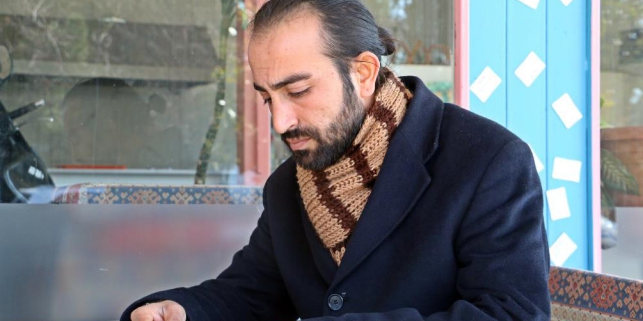 Depremde eşi ve 22 aylık bebeğini kaybeden acılı baba ölmediğini kanıtlamaya çalışıyor