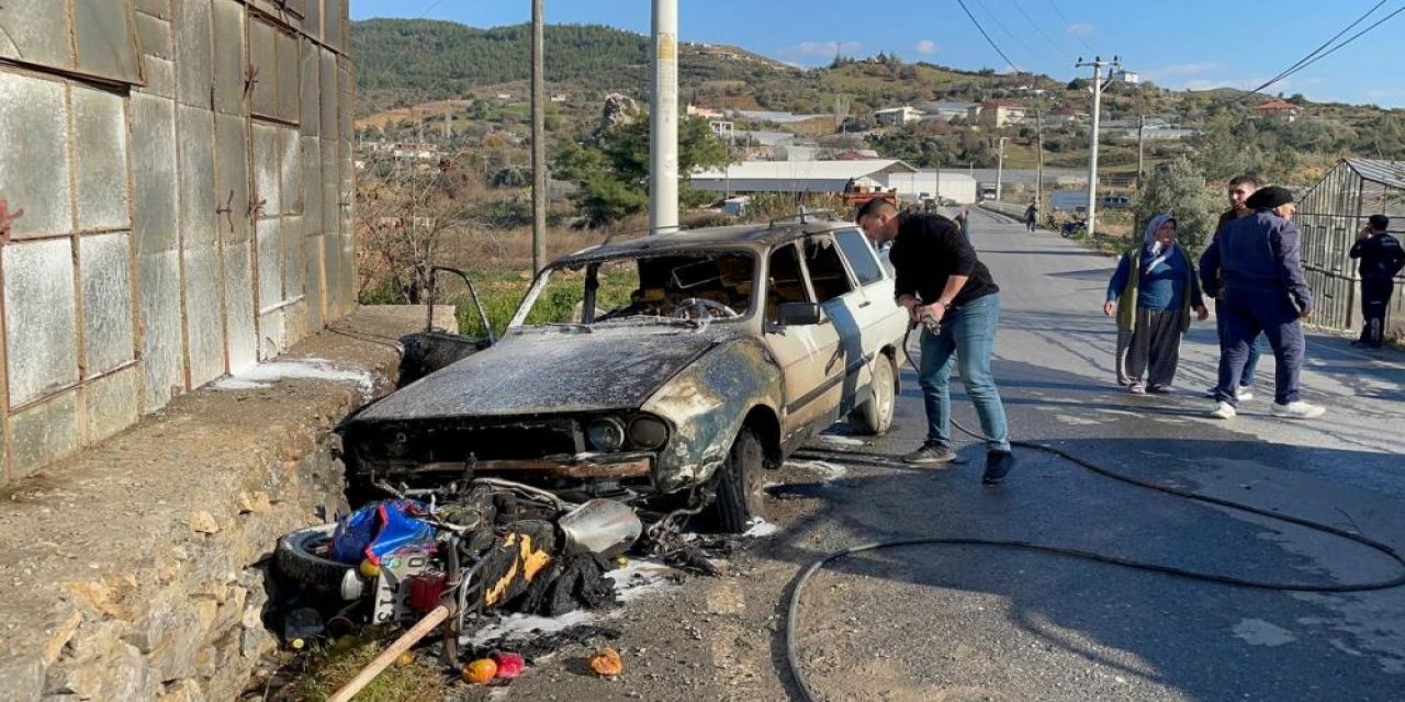 Motosikletle otomobilin çarpıştığı kazada araçlar alev aldı: 1 yaralı