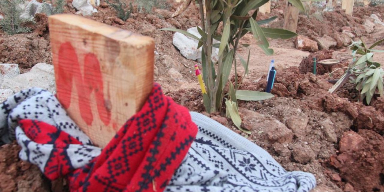 Deprem bölgesinden yürek yakan manzara! Yarım kalan hikayeler
