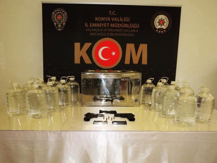 Konya polisinden kaçak içki operasyonu: 6  gözaltı