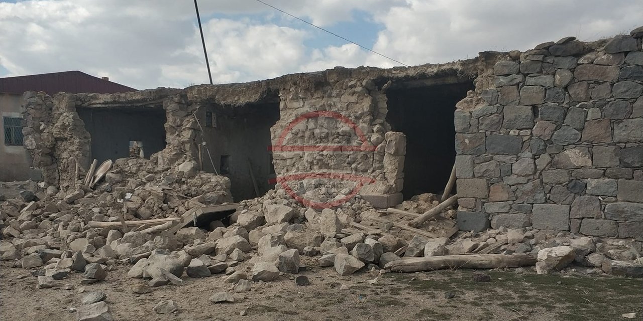 Niğde depremi Konya Ereğli’de hasara yol açtı