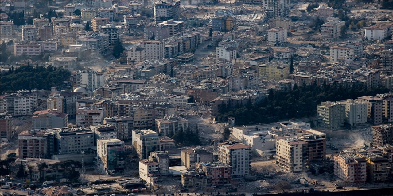 Deprem bölgesindeki kamu personeline tazminat ve fazla çalışma ücreti