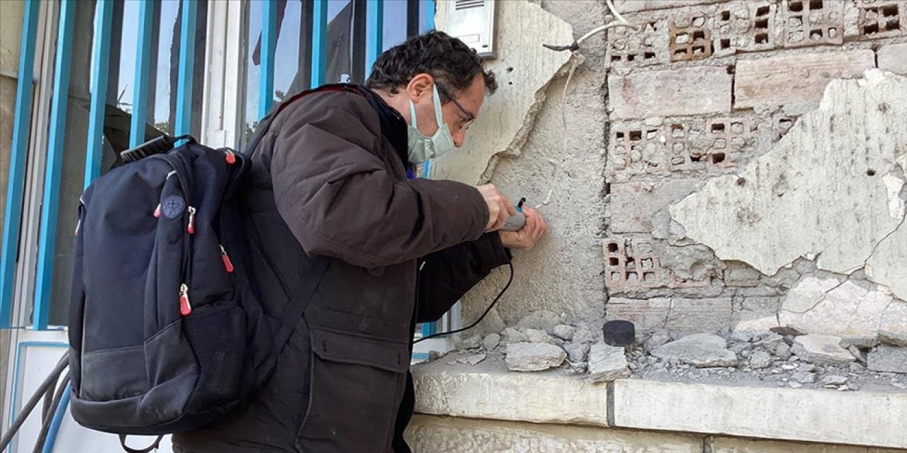 Depremler en çok düz demirli ve beton kalitesi düşük binaları yıktı