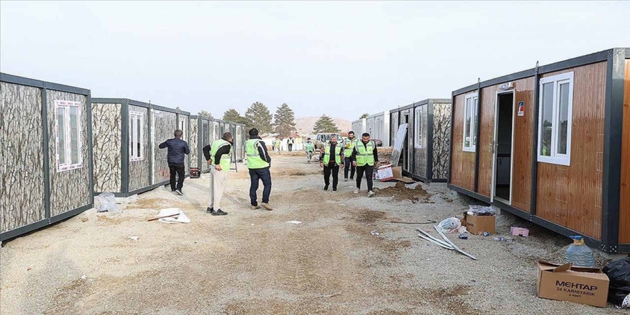 Almanya'daki Türklerden deprem bölgesine yardım eli