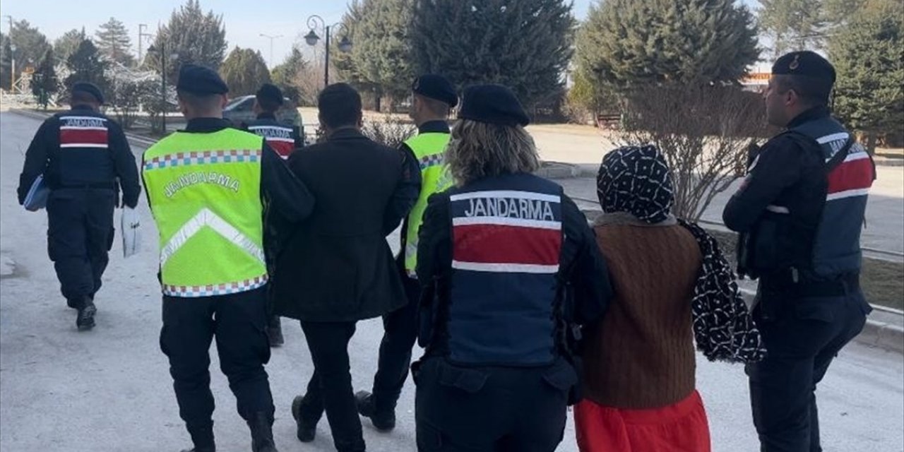 Konya'da mezarlıkta kadın cesedi bulunmuştu! Jandarma cinayeti çözdü