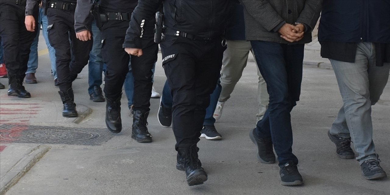 İstanbul ve Ankara'da FETÖ operasyonu! Çok sayıda gözaltı var