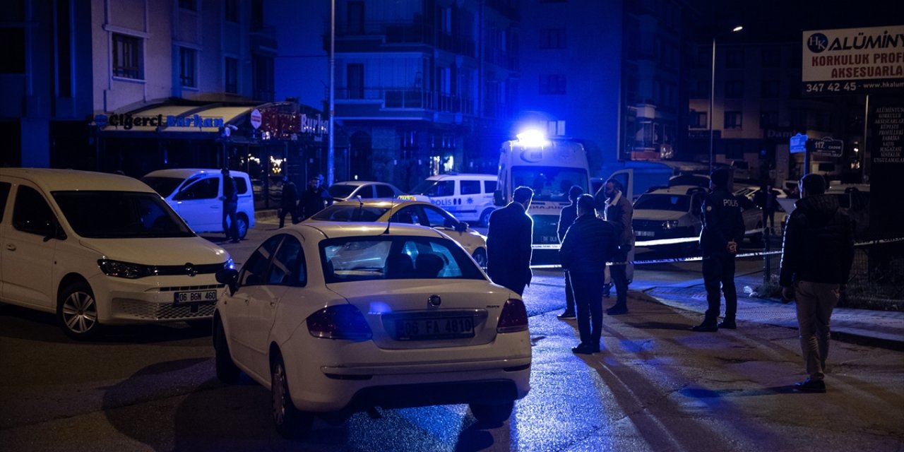 Kız arkadaşını öldürdü, yakalanacağını anlayınca canına kıydı