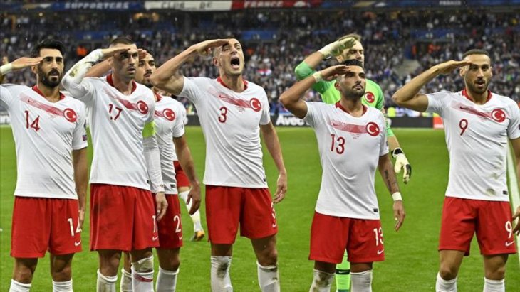 UEFA'dan A Milli Takım'a 'asker selamı' cezası