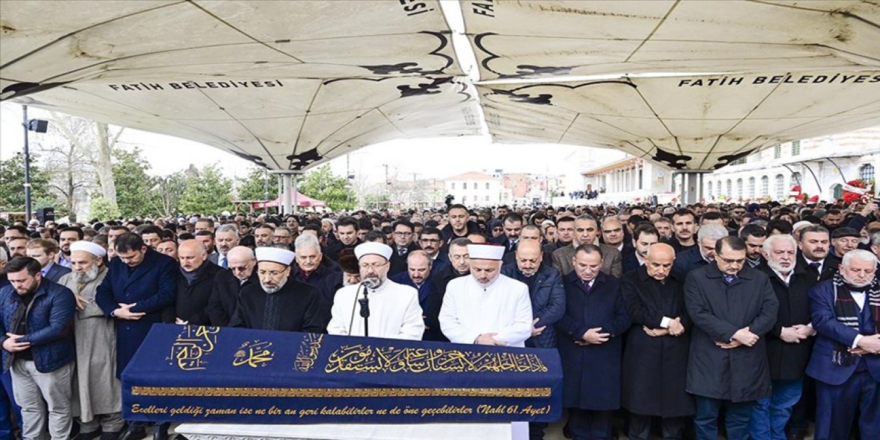 Bakan Varank'ın acı günü