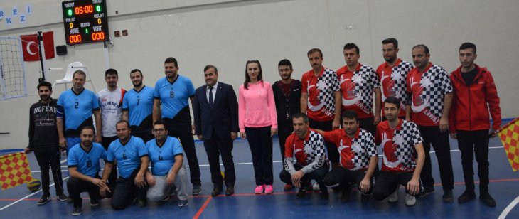 Çumra’da Barış Pınarı Voleybol Turnuvası