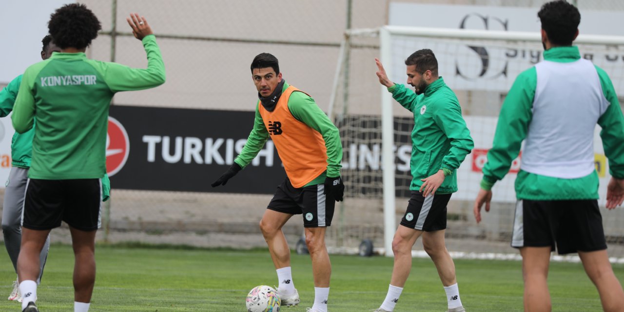 Konyaspor 5’e 2 pas çalıştı