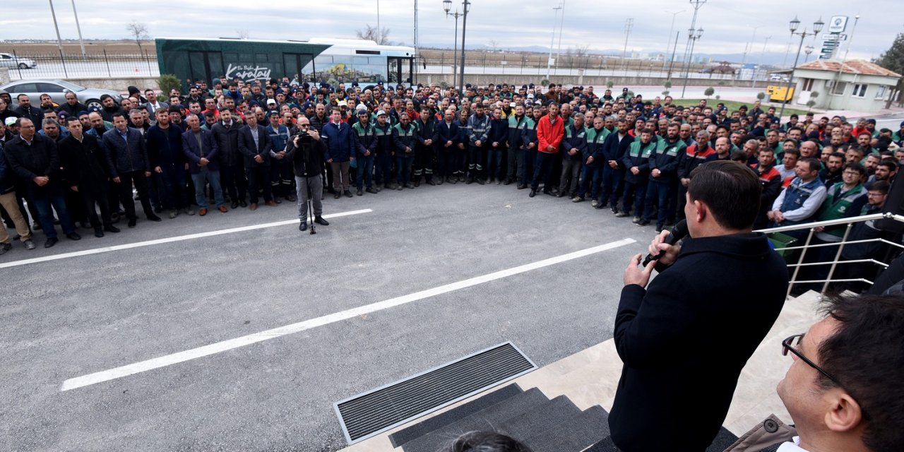 Başkan Kılca’dan Hatay'da görev yapan personele üstün hizmet belgesi