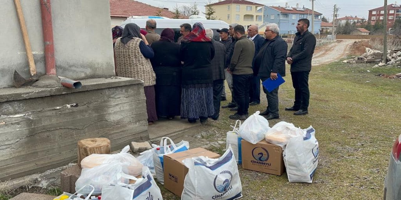 Konya’daki bir belediye binlerce aileye Ramazan paketi dağıttı