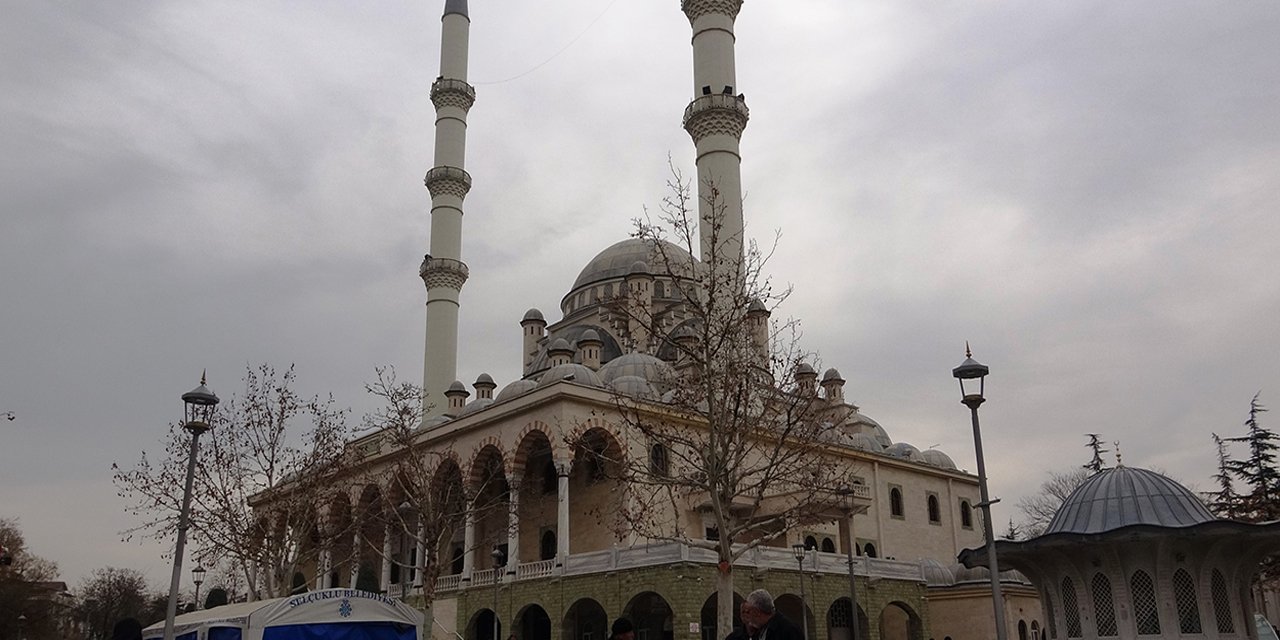 Konya’nın camileri Ramazan Ayına hazır
