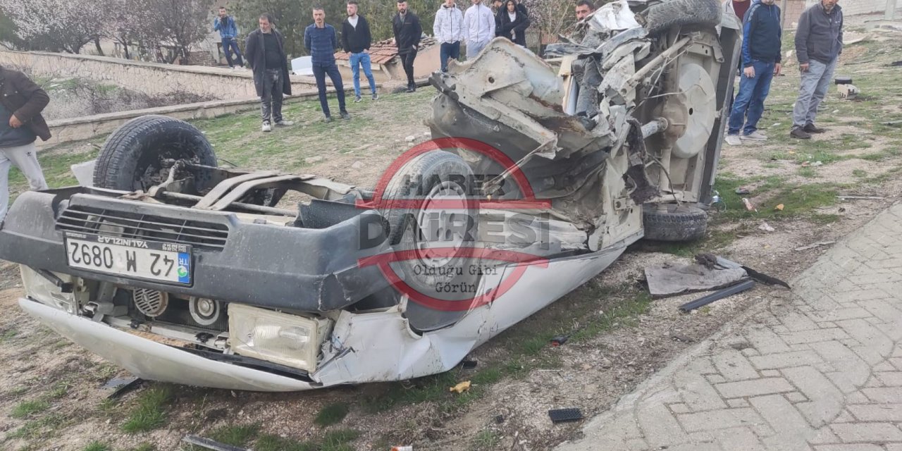 Konya’da iki otomobil çarpıştı, biri ikiye bölündü: 1 ölü, 1 yaralı