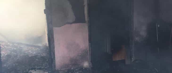 Konya'da mutfak tüpü patladı, ev küle döndü