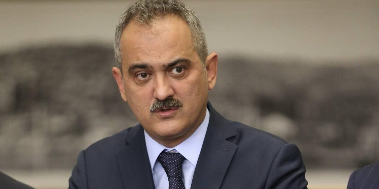 Son Dakika: 15 Mayıs’ta okullar tatil mi? Bakan Özer açıkladı