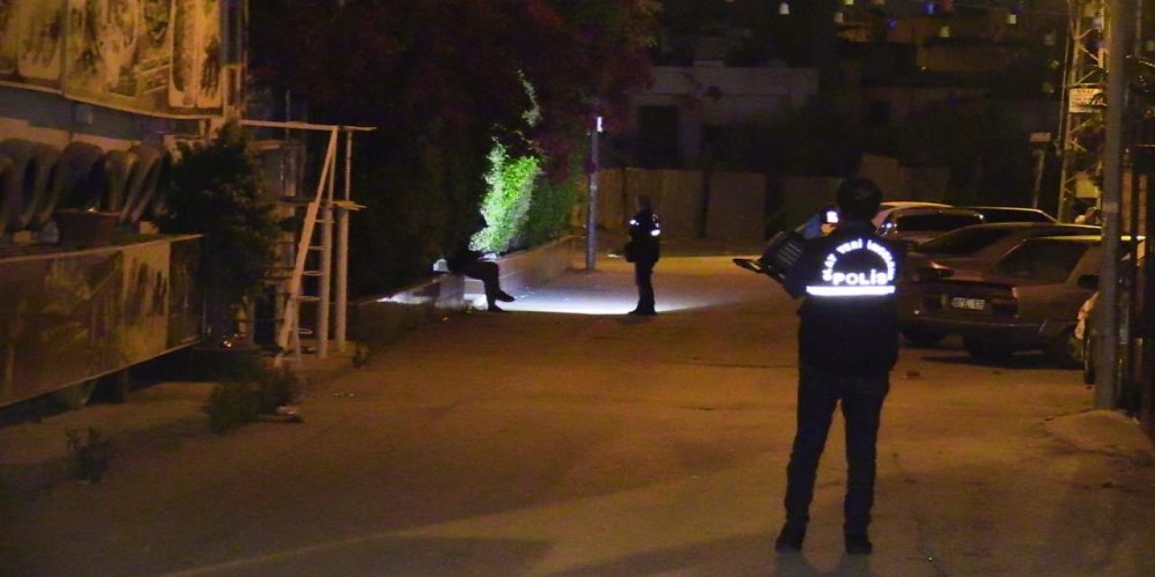 Düğünde iki grup bıçaklarla birbirlerine saldırdı: 10 yaralı