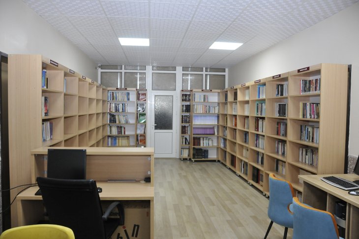 Sarayönü MYO’da modernize edilen kütüphane açıldı 