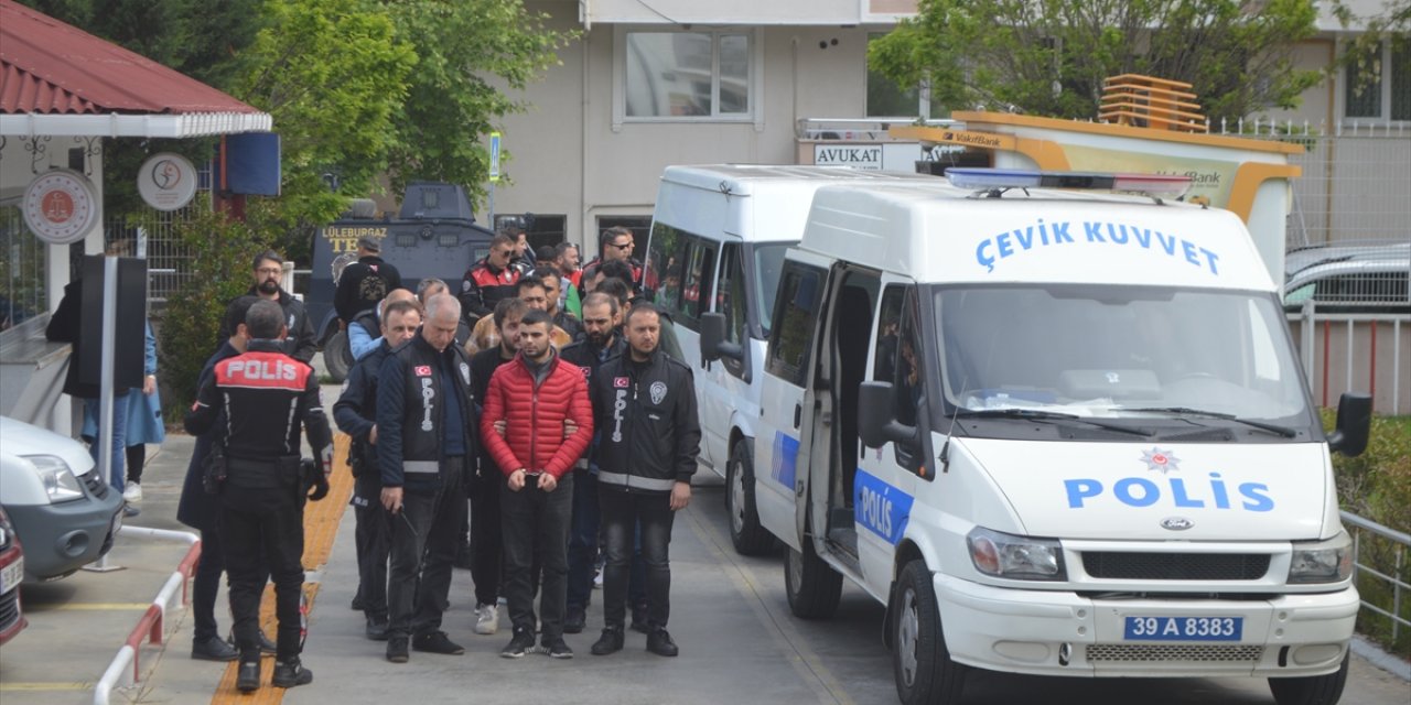 17 kişinin gözaltın alındığı silahlı kavga soruşturmasında ilk karar