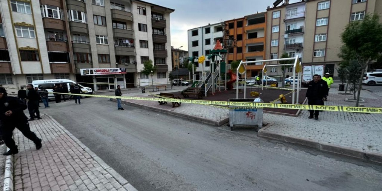 Çocuk parkında pompalı tüfekli saldırı: 1’i ağır 3 yaralı ​