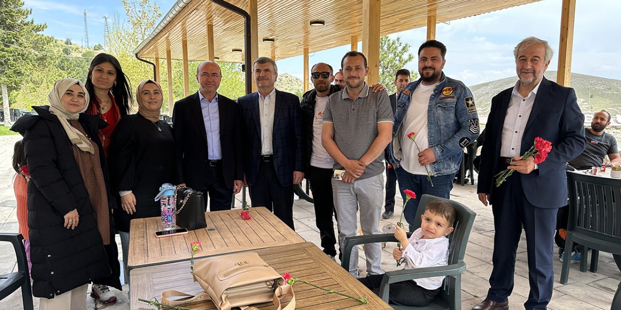 Başkan Pekyatırmacı: Cumhurbaşkanımıza en güçlü desteği vereceğiz