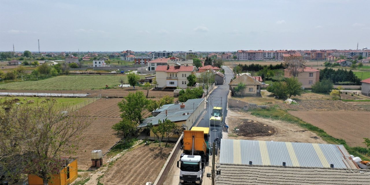 Sezon açılışı yapıldı! Karatay’da yollar daha konforlu hale getiriliyor