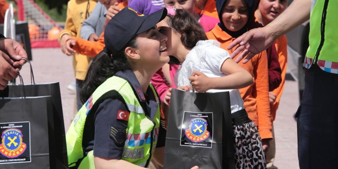 Jandarma’dan Konya’da trafik eğitimi