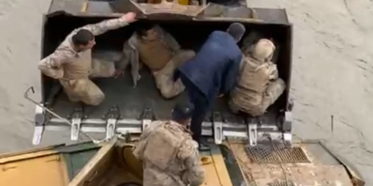 Zırhlı araç Zap Suyu’na düştü: 12 asker yaralandı