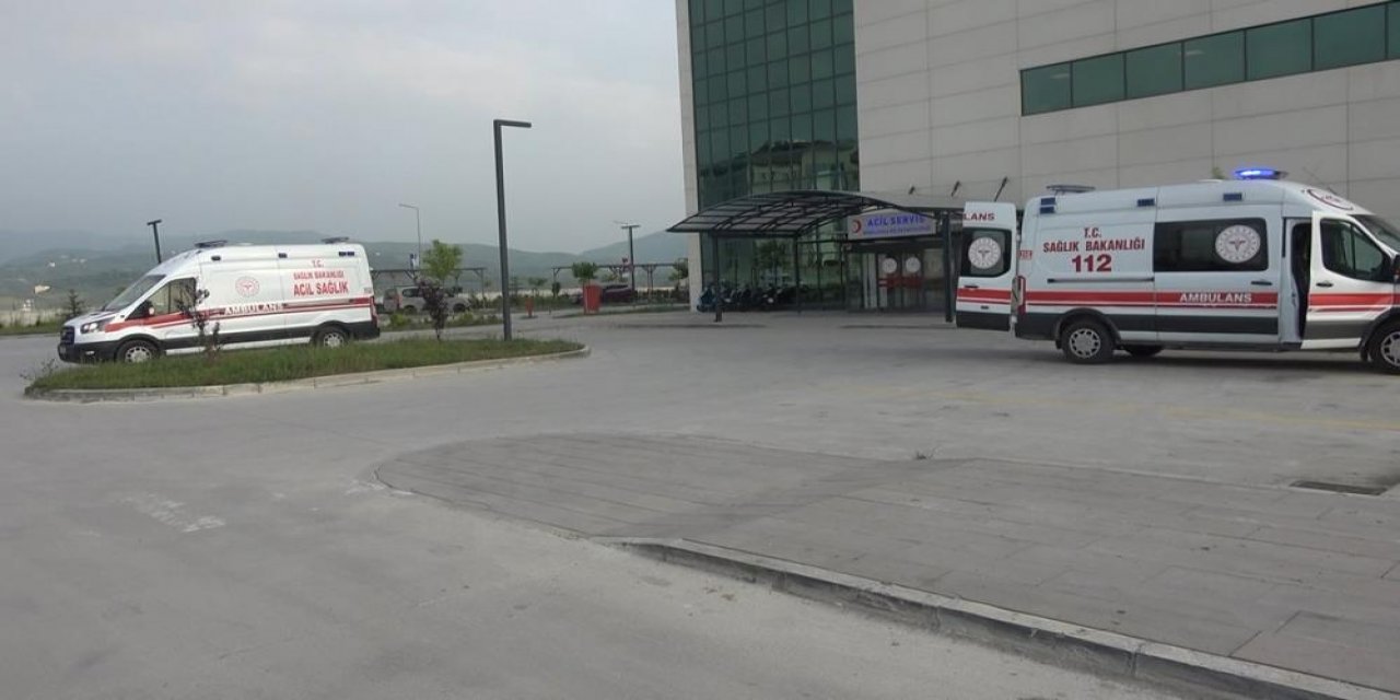 50 işçi gıda zehirlenmesi şüphesiyle hastaneye kaldırıldı