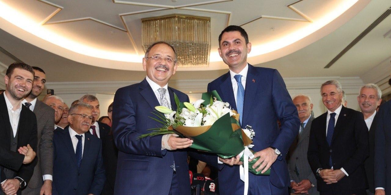 Bakan Mehmet Özhaseki, görevi Konyalı Murat Kurum'dan devraldı