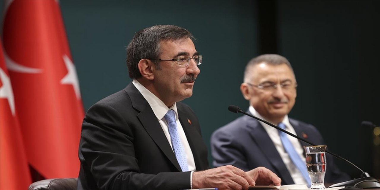 Cumhurbaşkanı Yardımcısı Cevdet Yılmaz göreve başladı