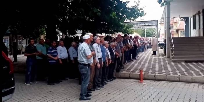 Konya yolundaki kazada ölen Perihan Bayer toprağa verildi