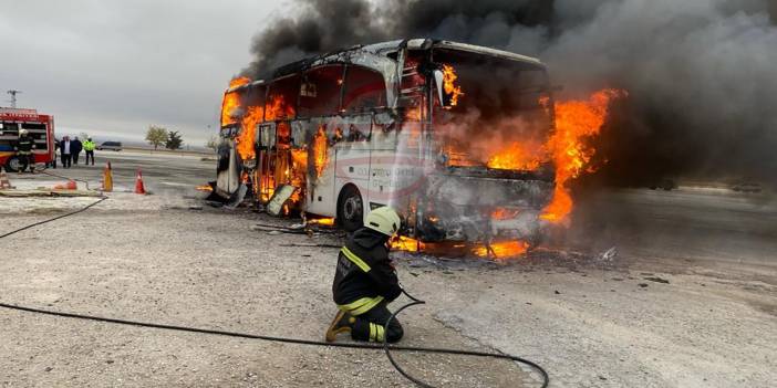 Konya’da yolcu otobüsü alevler içinde kaldı