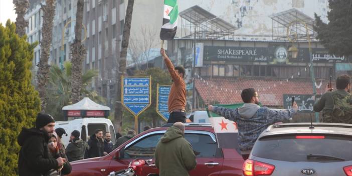 Suriye’de Esed rejimi devrildi, tutsaklar serbest bırakıldı