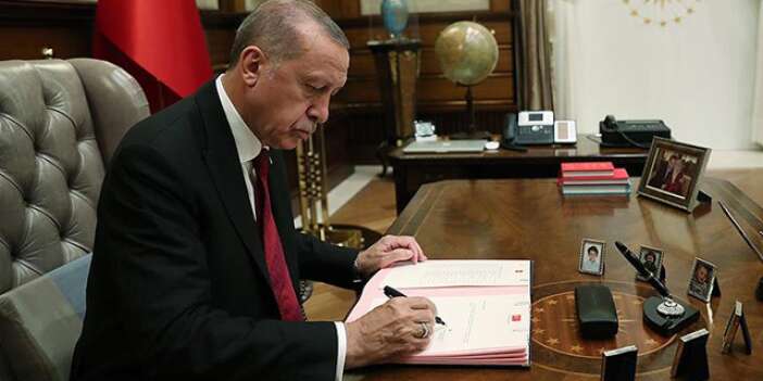 Cumhurbaşkanı Erdoğan imzaladı! Çok sayıda üst düzey isim görevden alındı