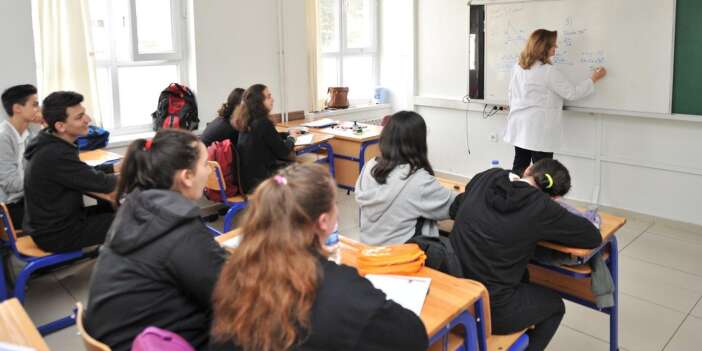 MEB duyurdu! Ortaokul ve liselerde sınav sistemi değişiyor, tarih belli oldu