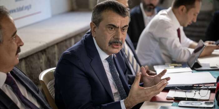 Bakan Tekin duyurdu! 2026 LGS bir gün öne alınabilir