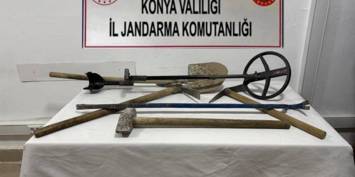 Konya’da define kazısı yapan 10 kişi yakalandı