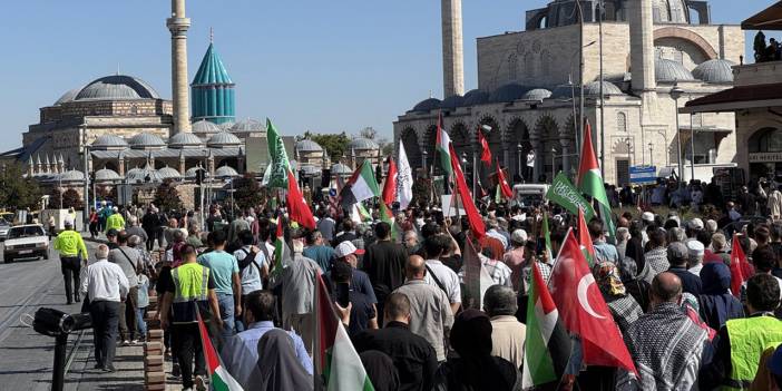 Konyalılar Küresel Sumud Filosu’na destek için yürüdü