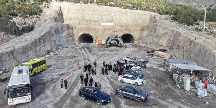 Konya’nın geçit vermeyen yolundaki tünelde ışık göründü